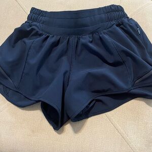 Lululemon Hottie Hots -Navy - size 0 - 2.5 low rise